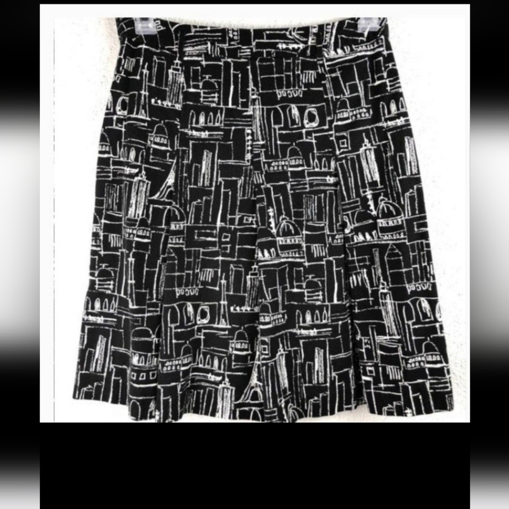 ANDREA VICCARO Black with White Graphic Print Architecture  Skirt Size 12